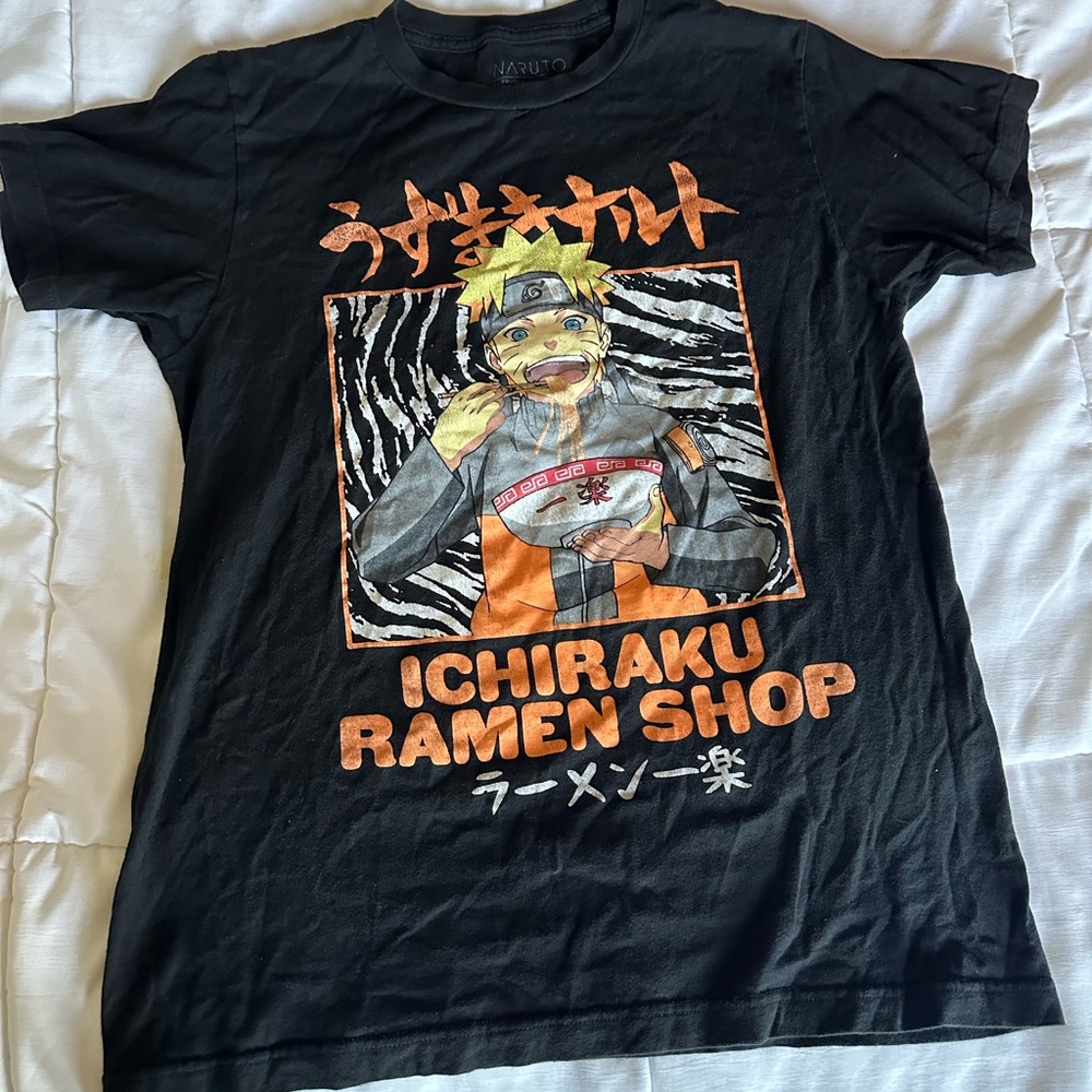 Naruto ramen t shirt. Size medium.